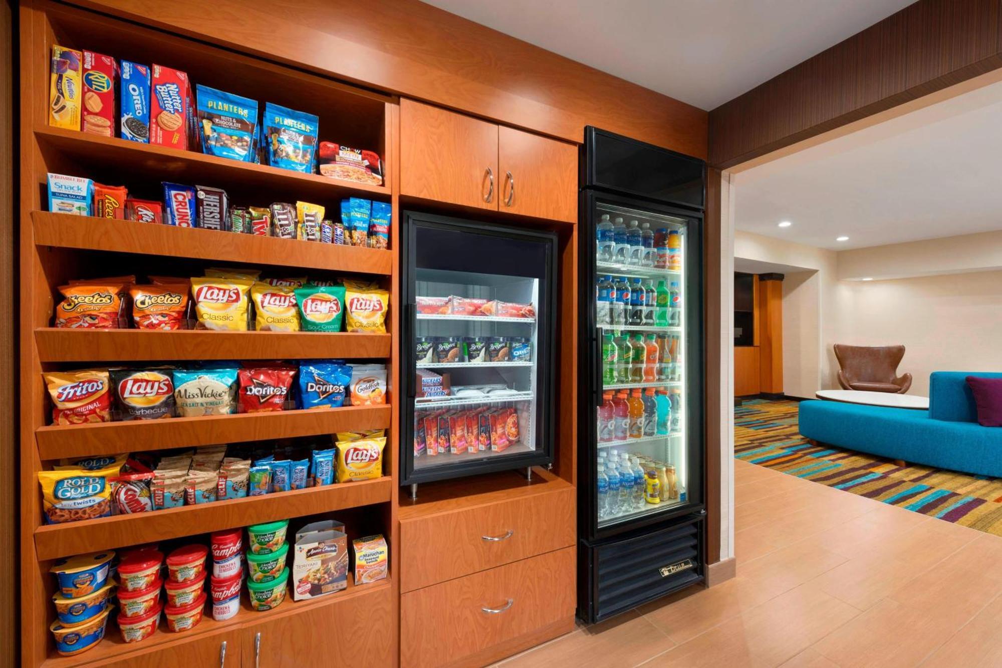 Fairfield Inn & Suites Hartford מנצ'סטר מראה חיצוני תמונה