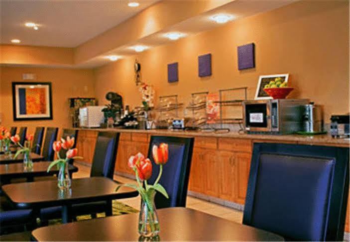 Fairfield Inn & Suites Hartford מנצ'סטר מראה חיצוני תמונה